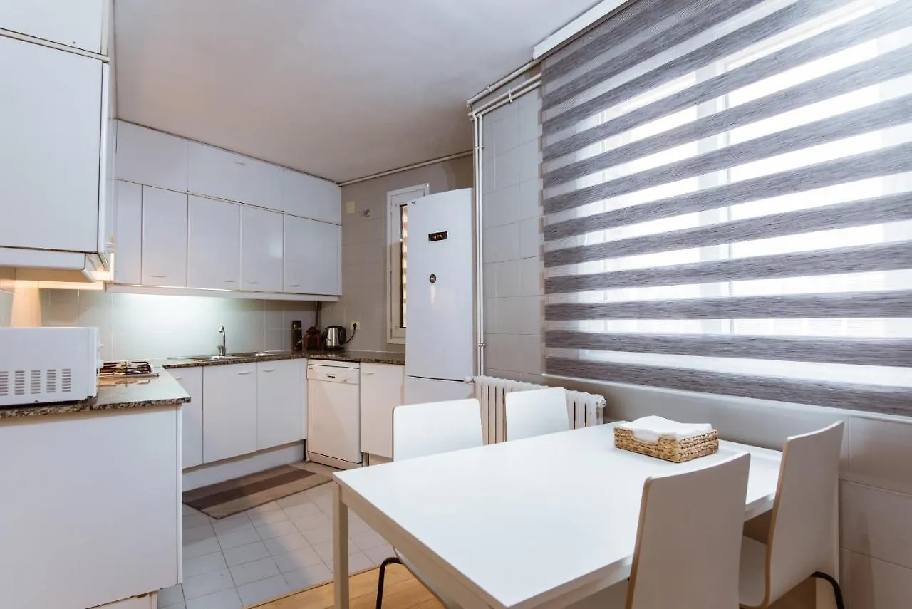 Two Bedroom Townhouse Within 10Min Walk From Beach Barcelona 0*,  Spain